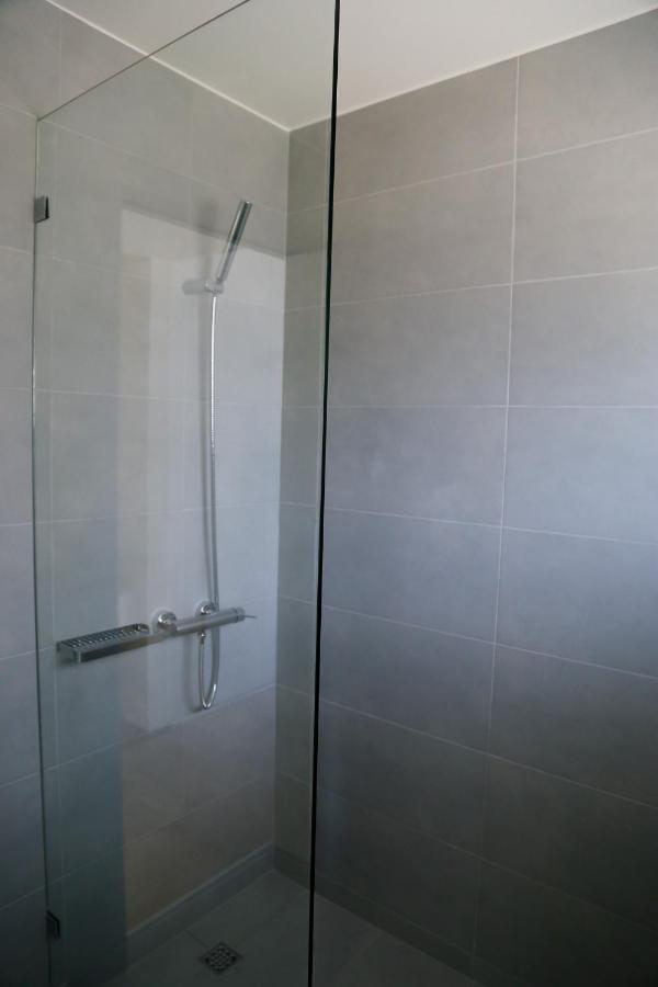 Voula Lofts Apartment เอเธนส์ ภายนอก รูปภาพ