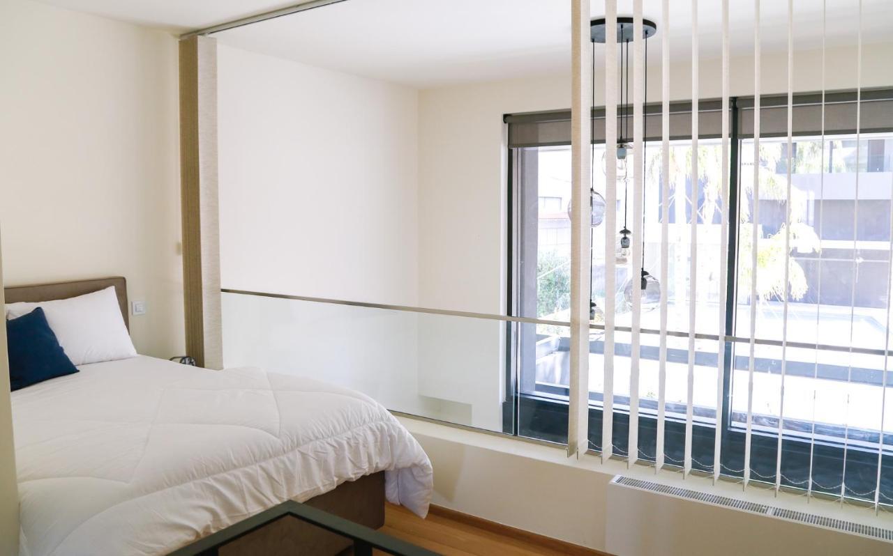 Voula Lofts Apartment เอเธนส์ ภายนอก รูปภาพ